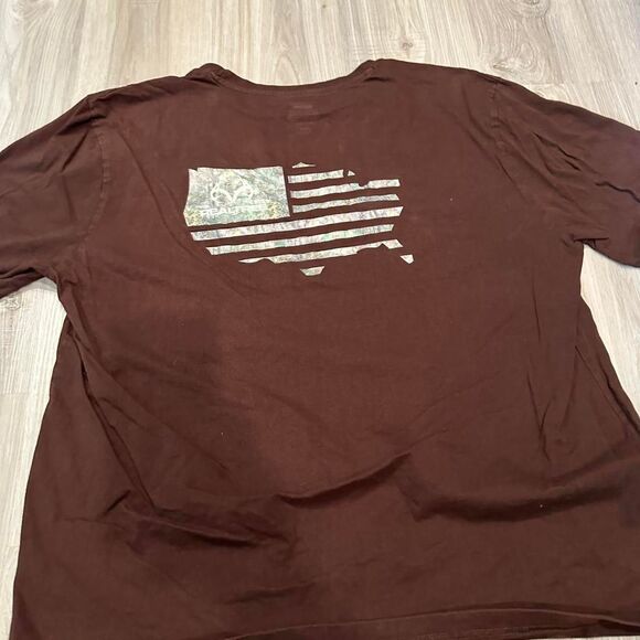 Realtree by Grey Matter Concepts brown tshirt.  Size XL - Picture 5 of 6